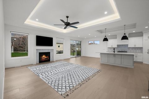 Tiny photo for 5188 S RICHMOND Circle, Bettendorf, IA 52722 (MLS # QC4269634)