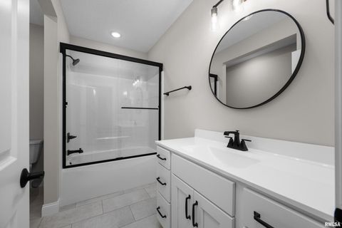 Tiny photo for 5188 S RICHMOND Circle, Bettendorf, IA 52722 (MLS # QC4269634)