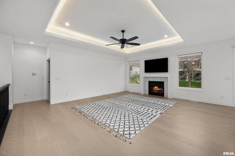 Tiny photo for 5188 S RICHMOND Circle, Bettendorf, IA 52722 (MLS # QC4269634)