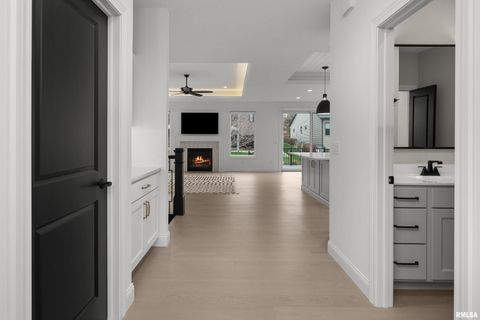 Tiny photo for 5188 S RICHMOND Circle, Bettendorf, IA 52722 (MLS # QC4269634)