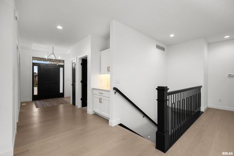 Tiny photo for 5188 S RICHMOND Circle, Bettendorf, IA 52722 (MLS # QC4269634)