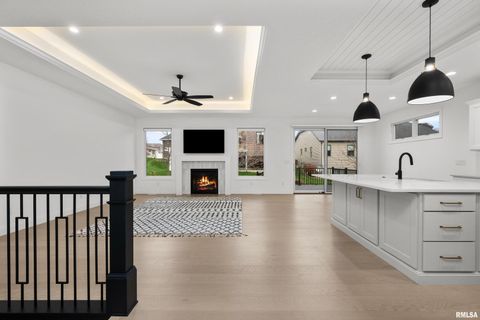 Tiny photo for 5188 S RICHMOND Circle, Bettendorf, IA 52722 (MLS # QC4269634)