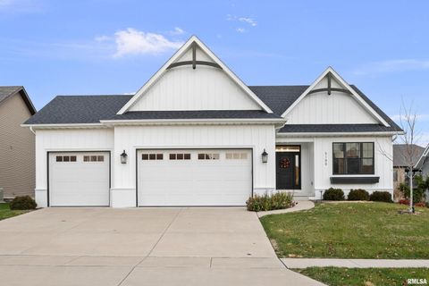 Tiny photo for 5188 S RICHMOND Circle, Bettendorf, IA 52722 (MLS # QC4269634)