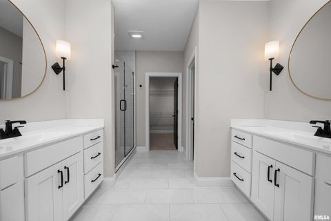 Tiny photo for 5188 S RICHMOND Circle, Bettendorf, IA 52722 (MLS # QC4269634)