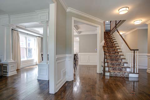Tiny photo for 634 E Sunnyside Avenue, Libertyville, IL 60048 (MLS # 12693193)