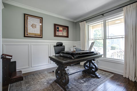 Tiny photo for 634 E Sunnyside Avenue, Libertyville, IL 60048 (MLS # 12693193)