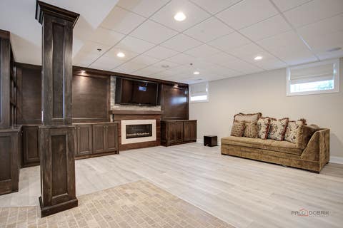 Tiny photo for 634 E Sunnyside Avenue, Libertyville, IL 60048 (MLS # 12693193)