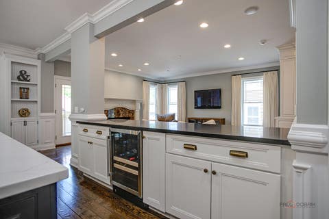 Tiny photo for 634 E Sunnyside Avenue, Libertyville, IL 60048 (MLS # 12693193)
