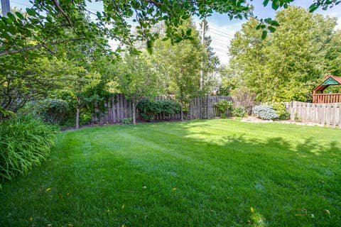 Tiny photo for 634 E Sunnyside Avenue, Libertyville, IL 60048 (MLS # 12693193)