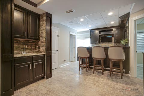 Tiny photo for 634 E Sunnyside Avenue, Libertyville, IL 60048 (MLS # 12693193)
