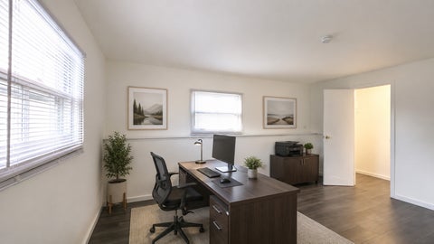 Tiny photo for 1360 Devonshire Lane, Hoffman Estates, IL 60169 (MLS # 12676084)