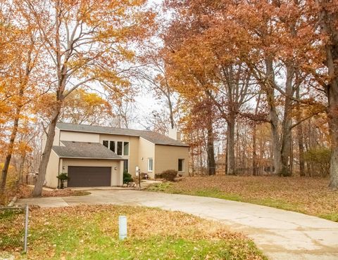 Tiny photo for 1139 Lakeridge Road, Danville, IL 61832 (MLS # 12618675)