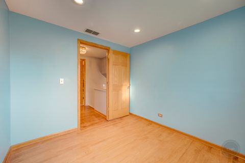 Tiny photo for 1601 Kingston Lane, Schaumburg, IL 60193 (MLS # 12519777)