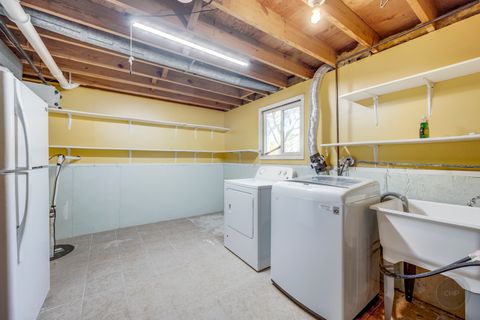 Tiny photo for 1601 Kingston Lane, Schaumburg, IL 60193 (MLS # 12519777)