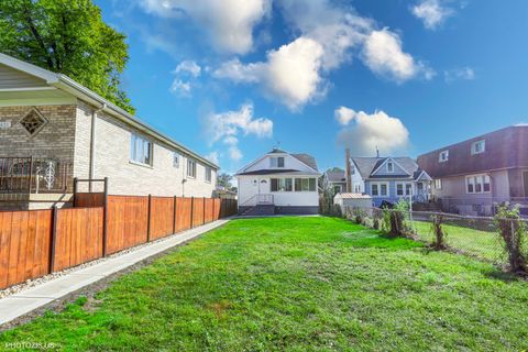 Tiny photo for 3649 N Overhill Avenue, Chicago, IL 60634 (MLS # 12583073)