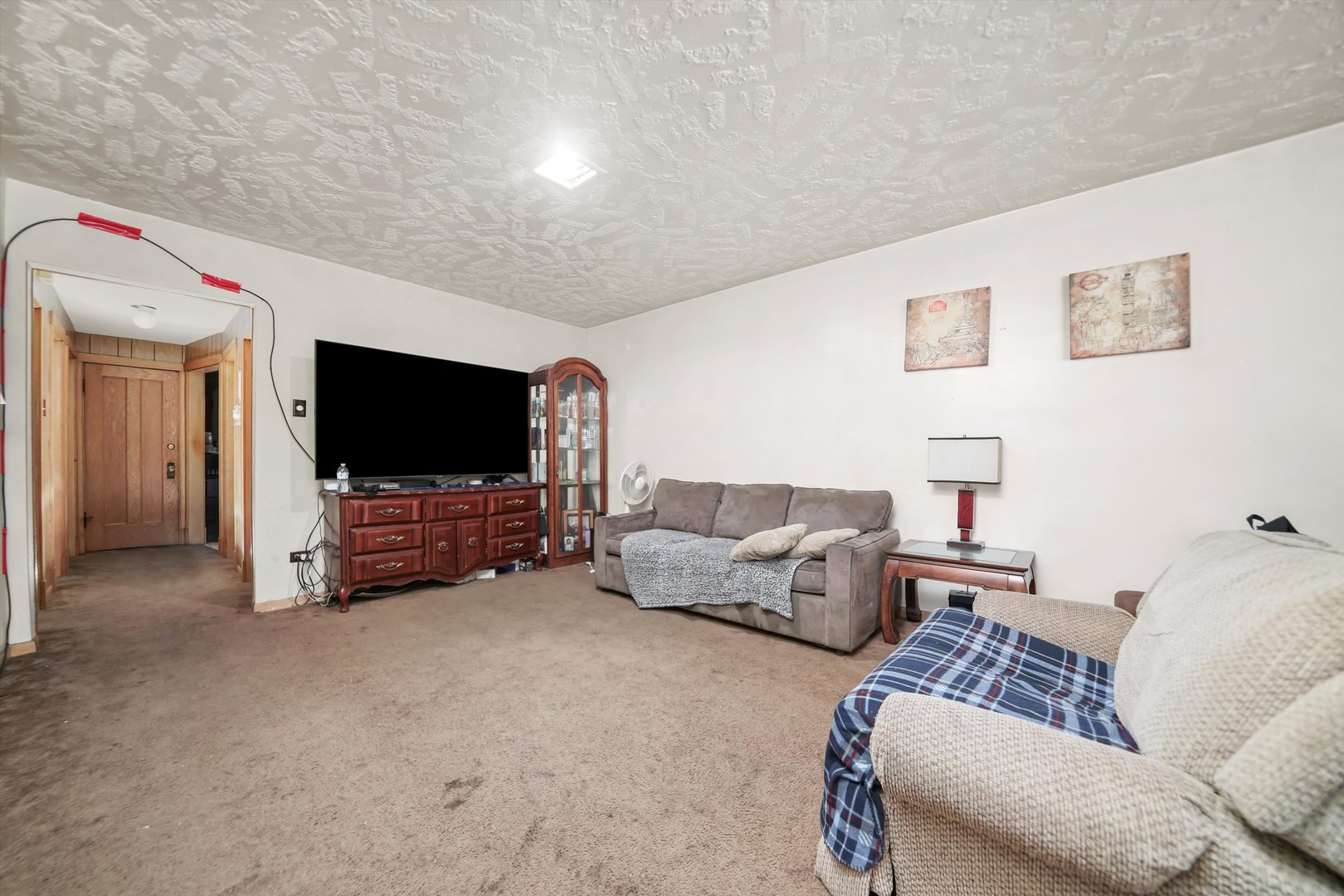 5043 S Artesian Avenue