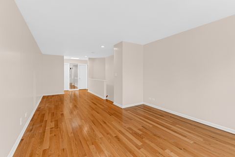 Tiny photo for 20 W 15th Street #M, Chicago, IL 60605 (MLS # 12555873)