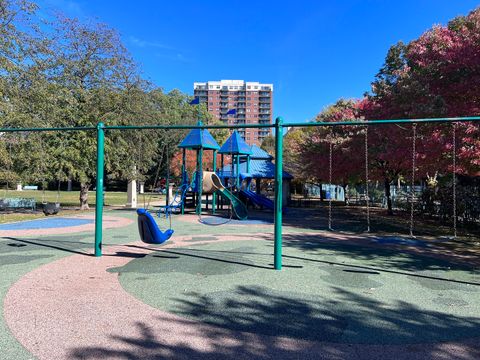 Tiny photo for 20 W 15th Street #M, Chicago, IL 60605 (MLS # 12555873)