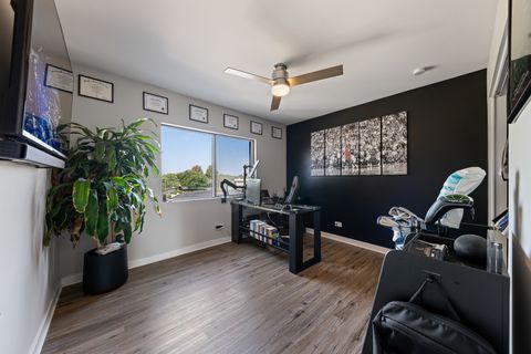 Tiny photo for 8106 168th Place #3W, Tinley Park, IL 60477 (MLS # 12509621)