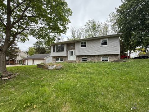24613 W Clinton Avenue Round Lake IL 60073