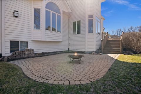 Tiny photo for 841 Black Walnut Drive, Sugar Grove, IL 60554 (MLS # 12589715)