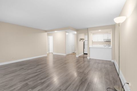Tiny photo for 1004 N Mill Street #5-302, Naperville, IL 60563 (MLS # 12558132)