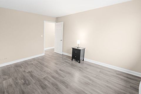 Tiny photo for 1004 N Mill Street #5-302, Naperville, IL 60563 (MLS # 12558132)