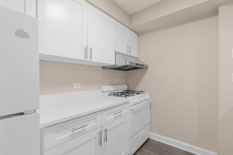 Tiny photo for 1004 N Mill Street #5-302, Naperville, IL 60563 (MLS # 12558132)