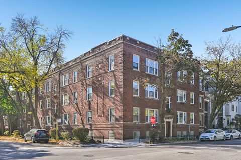 Photo of 1101 W Wrightwood Avenue #3, Chicago, IL 60614 (MLS # 12504520)