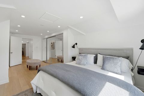 Tiny photo for 5021 W BERENICE Avenue, Chicago, IL 60641 (MLS # 12596213)