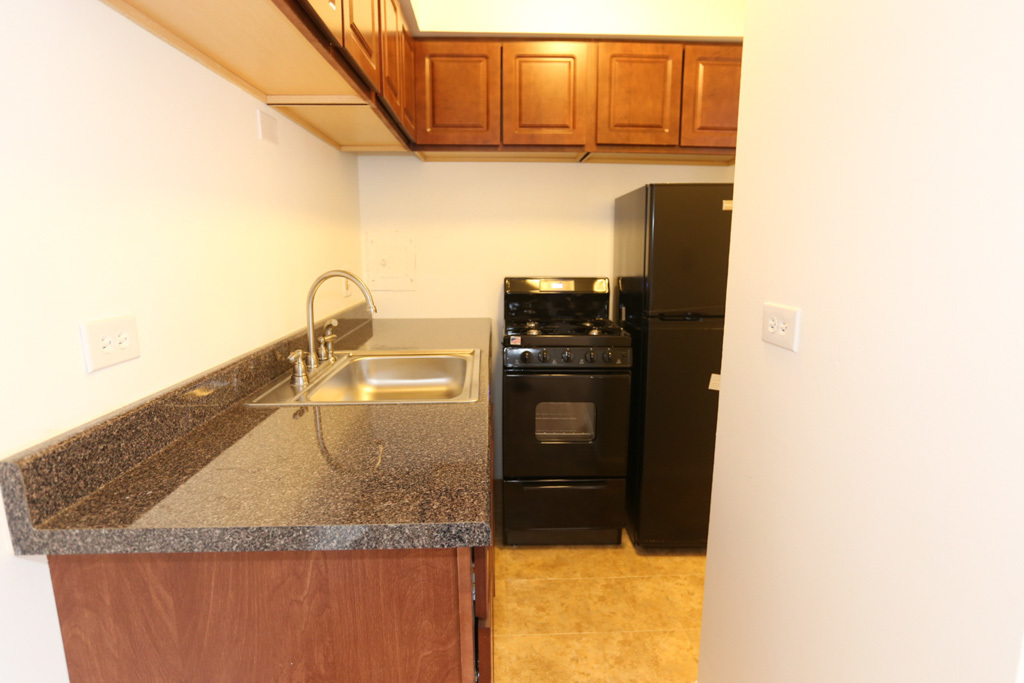 1040 W HOLLYWOOD Avenue 412