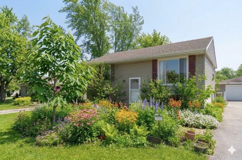 Photo of 216 E Rose Street, Glenwood, IL 60425 (MLS # 12647794)