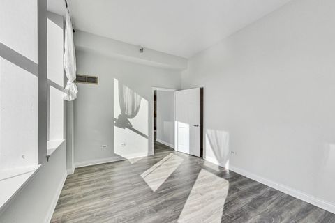 Tiny photo for 8 W MONROE Street #1403, Chicago, IL 60603 (MLS # 12619278)