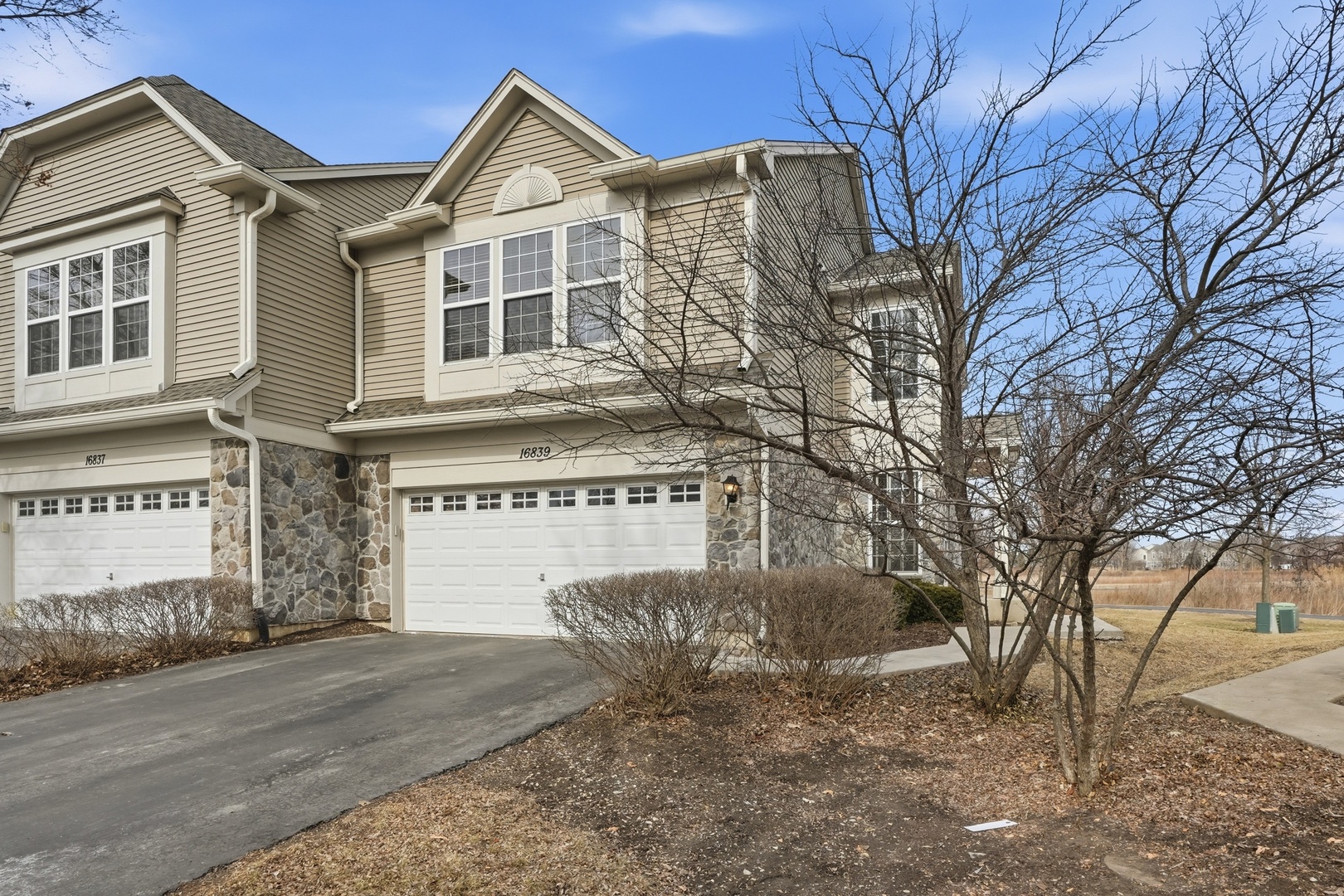 16839 S Ivy Lane