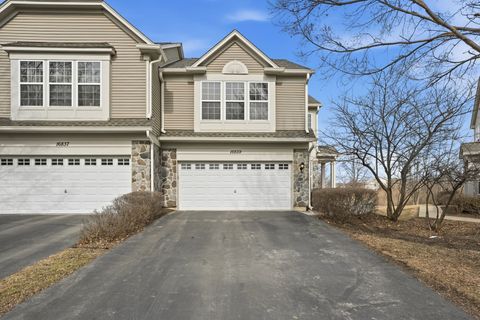 Photo of 16839 S Ivy Lane, Lockport, IL 60441 (MLS # 12572756)