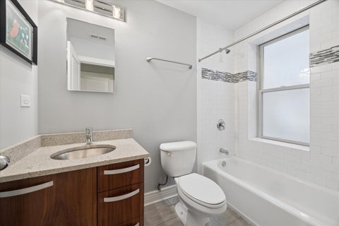 Tiny photo for 4644 N PAULINA Street #1N, Chicago, IL 60640 (MLS # 12732686)