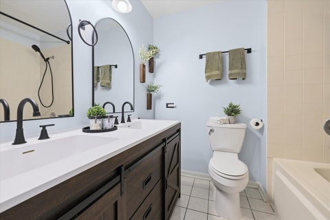 Tiny photo for 2927 Impressions Drive, Lake In The Hills, IL 60156 (MLS # 12752274)