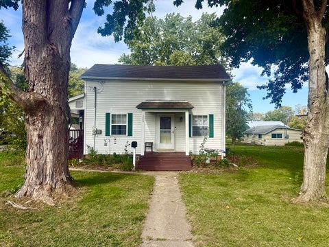 Photo of 329 W Marquette Street, Princeton, IL 61356 (MLS # 12783646)