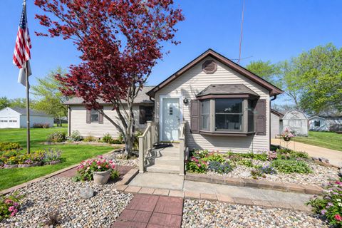 Photo of 405 Wortby Street, Odin, IL 62870 (MLS # 12611354)