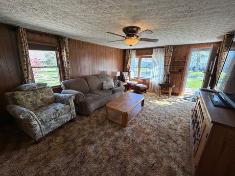 Tiny photo for 405 Wortby Street, Odin, IL 62870 (MLS # 12611354)