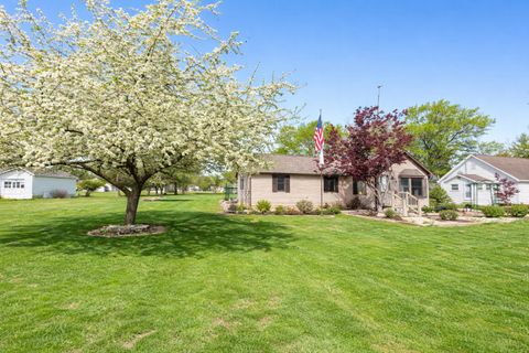 Tiny photo for 405 Wortby Street, Odin, IL 62870 (MLS # 12611354)