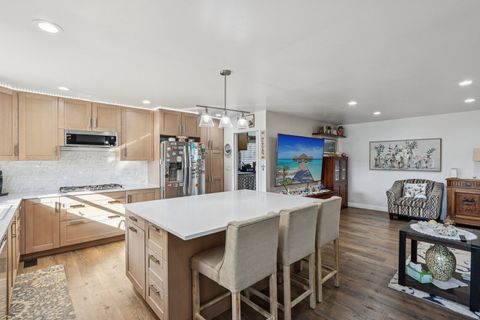 Tiny photo for 73 Hastings Avenue, Elk Grove Village, IL 60007 (MLS # 12511088)