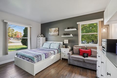 Tiny photo for 73 Hastings Avenue, Elk Grove Village, IL 60007 (MLS # 12511088)