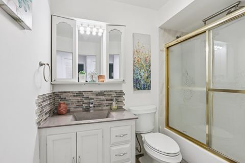 Tiny photo for 73 Hastings Avenue, Elk Grove Village, IL 60007 (MLS # 12511088)