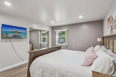 Tiny photo for 73 Hastings Avenue, Elk Grove Village, IL 60007 (MLS # 12511088)