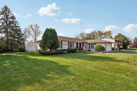 Tiny photo for 73 Hastings Avenue, Elk Grove Village, IL 60007 (MLS # 12511088)