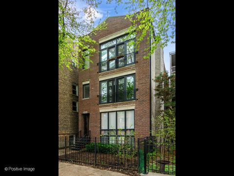 Photo of 2455 W Walton Street #3, Chicago, IL 60622 (MLS # 12566099)