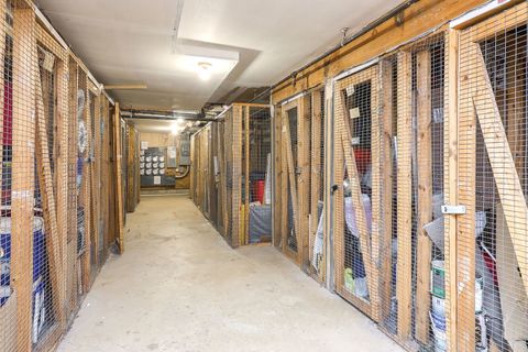 Tiny photo for 16B Kingery Quarter #208, Willowbrook, IL 60527 (MLS # 12532224)