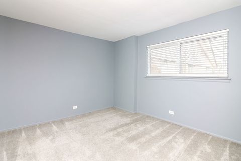 Tiny photo for 16B Kingery Quarter #208, Willowbrook, IL 60527 (MLS # 12532224)