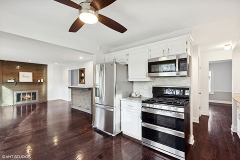 Tiny photo for 366 Ventura Club Drive, Roselle, IL 60172 (MLS # 12547847)